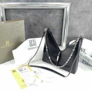 지** V컷아웃 숄더백 스몰 BB50GTB00D 001 (풀박스)