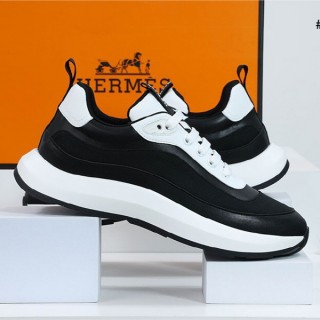 에* 테크니컬 쿠마 스니커즈 (남성)