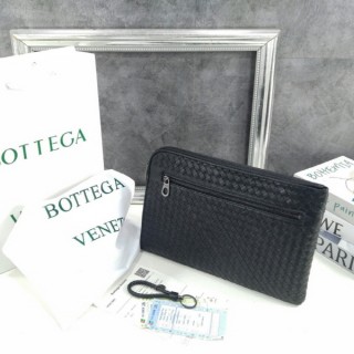 보* 인트레치아토 더블지퍼 클러치 820017 VBWD3 3135ㅡ 블랙 color aoe/js