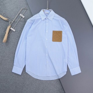 [ L ] 아나그램 레더 포켓 스트라이프 셔츠 (남여공용)