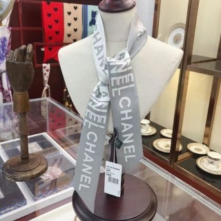 [ C ] 홀로그램 레터링 그레이 방도 스카프