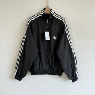 발**** x 아*** OG 삼선 트랙수트 자켓 - 수입 (남여공용)