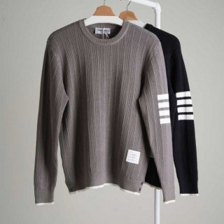 [ T ] 자가드 4선 크루넥 울 니트 스웨터