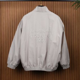 아* 스튜디오 로고자수 재킷