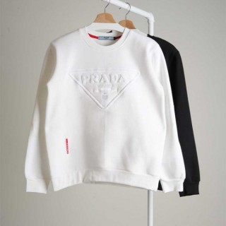 [ P ] 삼각로고 기모 맨투맨