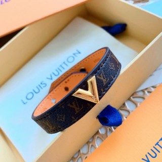 루* v마크 가죽팔찌