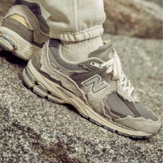 [ NEW ] 2002R 프로텍션 팩 그레이 (남성)