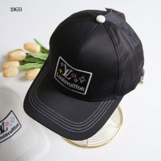 [ L ] LV 스퀘어 로고패치 볼캡