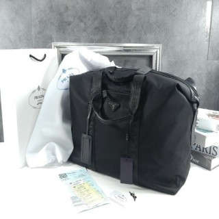 프** 더플백 삼각 로고 트래블 백 블랙 2VC796 2DMH F0002