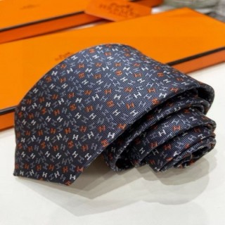 에* 실크 넥타이