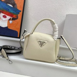 프* 신상 핸들백