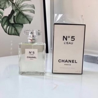 C* N⁰5 L'EAU