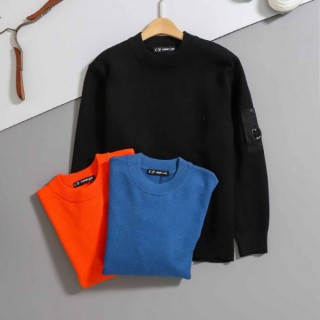 [ C ] 로고 패치 크루넥 코튼 니트 스웨터