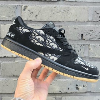 디* X AIR JORDAN 1 로우 (남성)