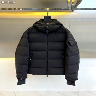 몽제테크 후드 다운 자켓