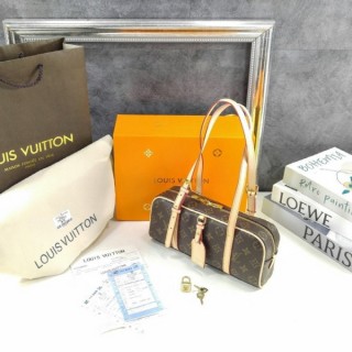 루* M47031 행 온 (Hang On) (풀박스)