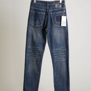 [ L ] 아나그램 포켓 자수 패치 테이퍼드핏 데님 팬츠