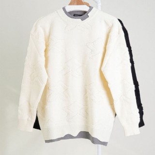 GBC 엠브로이드 스타 레이어드 울 니트 풀오버