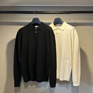 보* 사이드 로고 자수 카라 니트