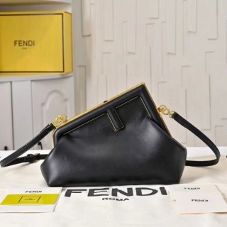 펜* 퍼스트 스몰 크로스백