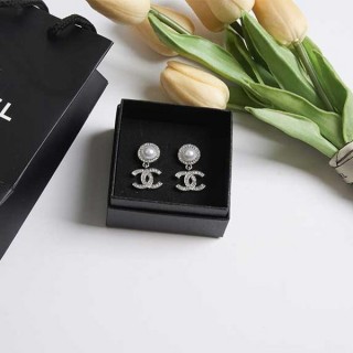 [ C ] CC 로고 비쥬 펄 이어링