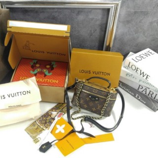 루* M47125 베니티 체인 파우치 (풀박스)